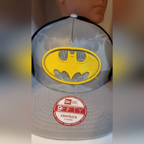 BNWT Batman Snapback Hat - Picture 5 of 6